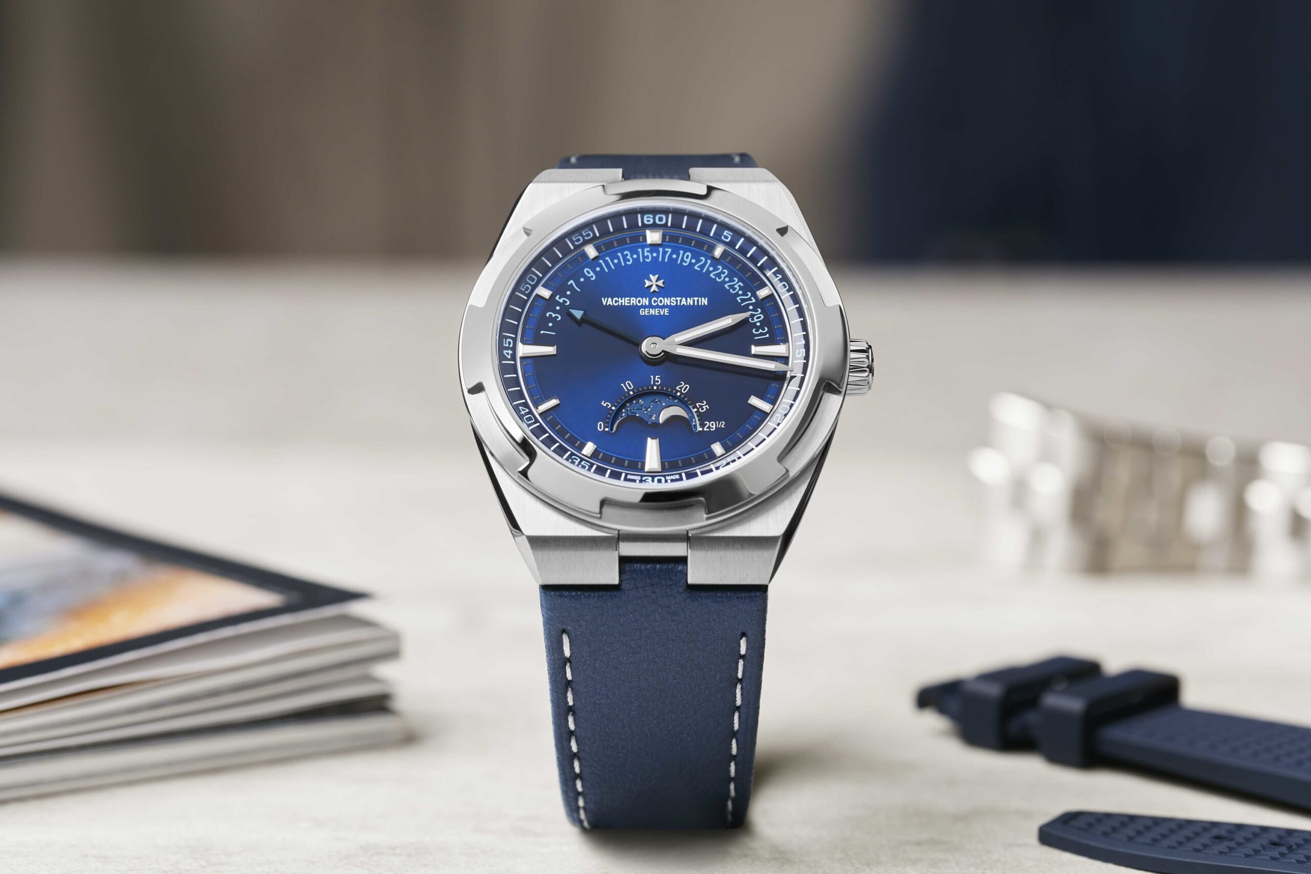 Merging Veins of Design, Meet Vacheron Constantin’s Overseas Moon Phase Retrograde Date