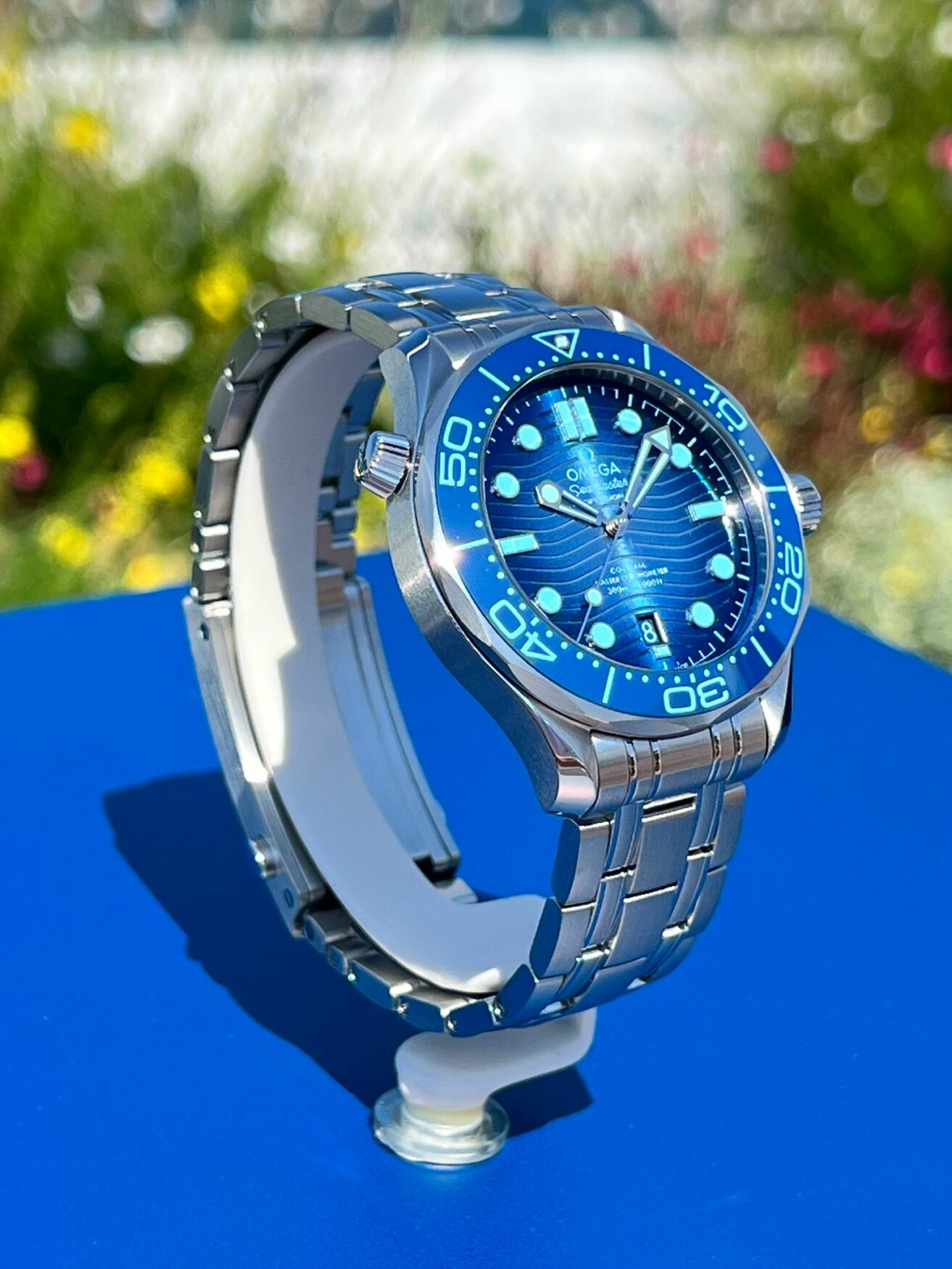 Omega celebrates 75 years of the Seamaster with 11 new “Summer Blue” models across the collection (Live Pics)
