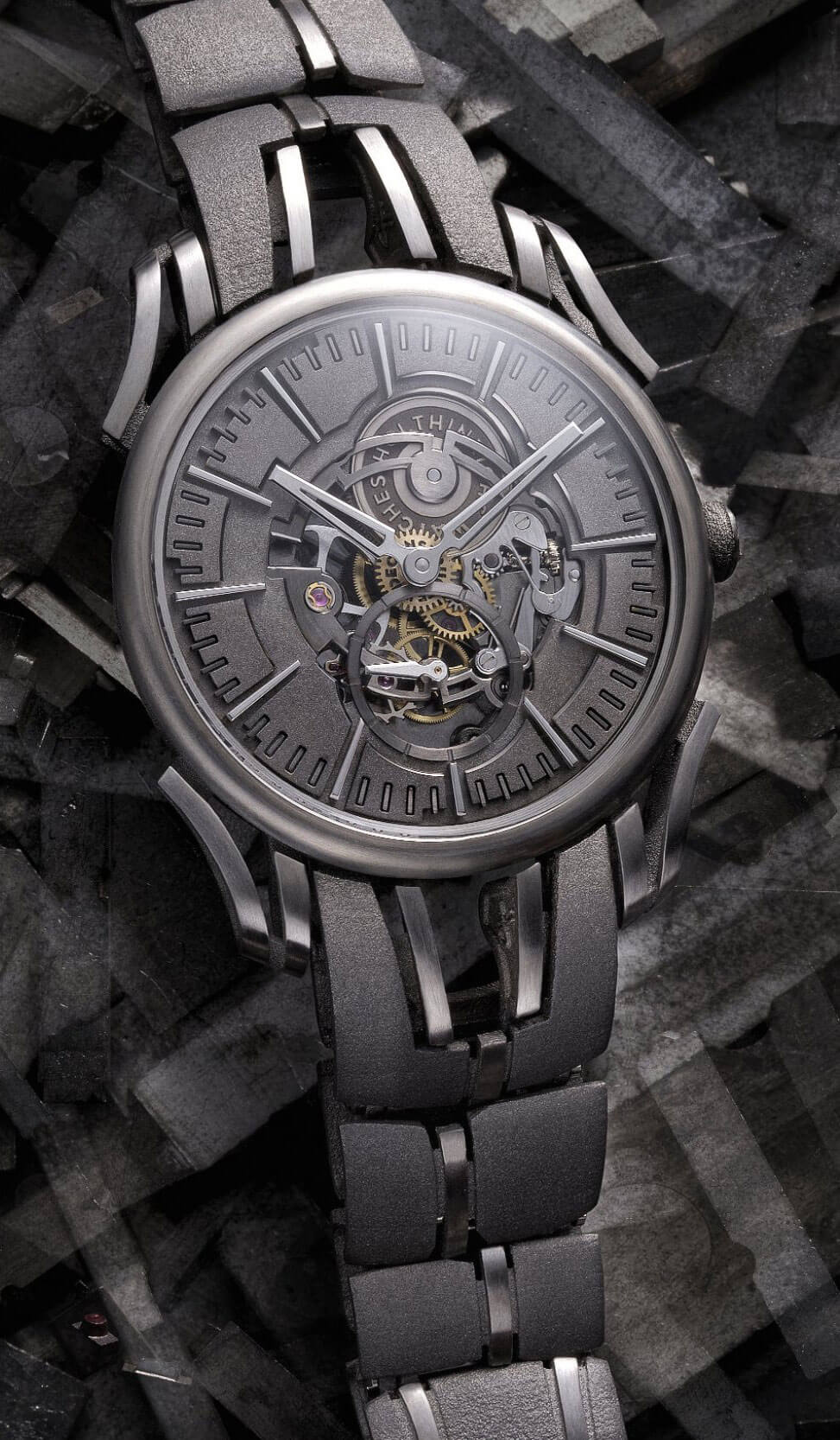 Holthinrichs Deconstructs the Wristwatch Dutch Style with First In-House Movement