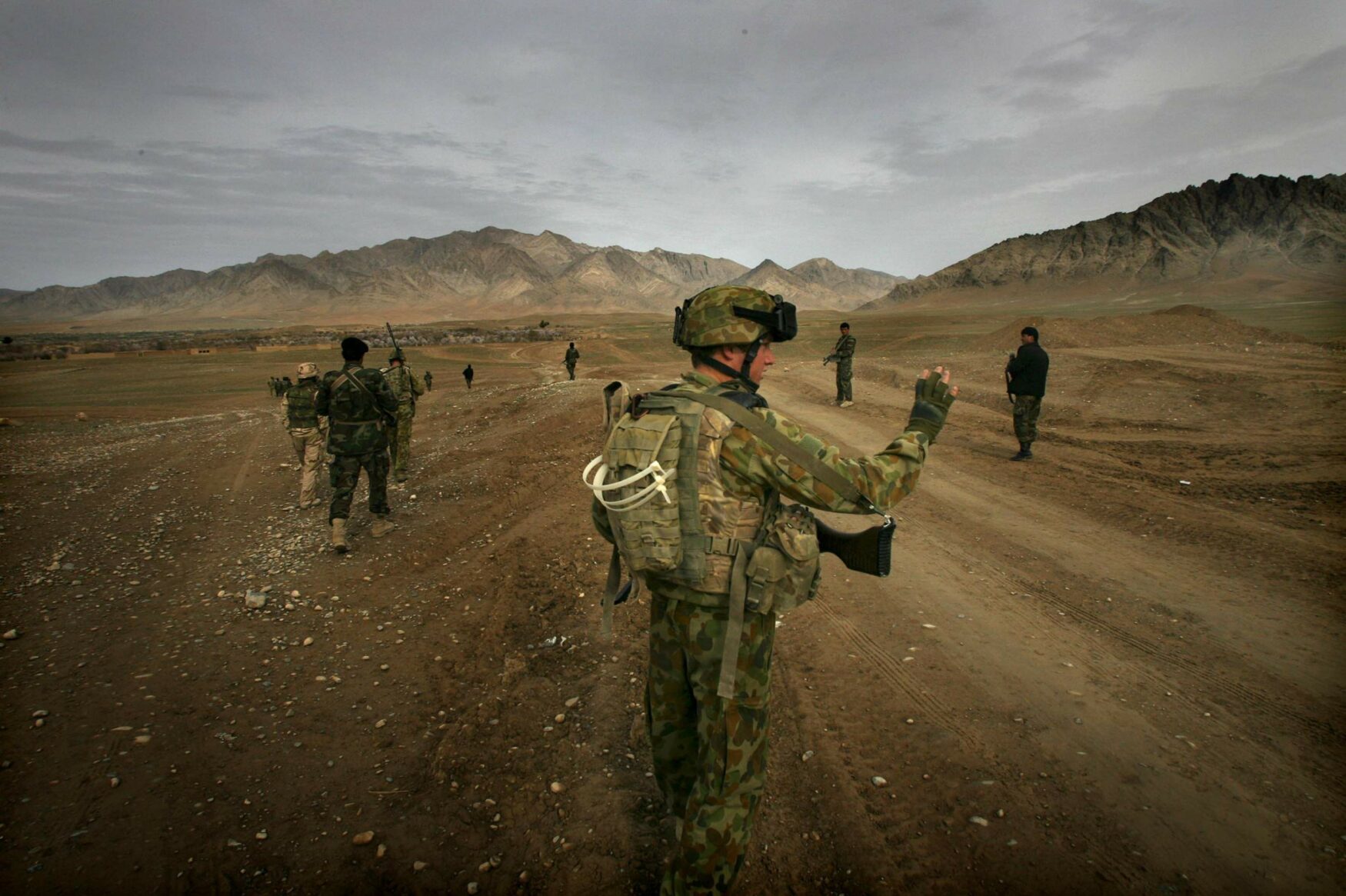 How smartwatches could protect soldiers from chemical warfare