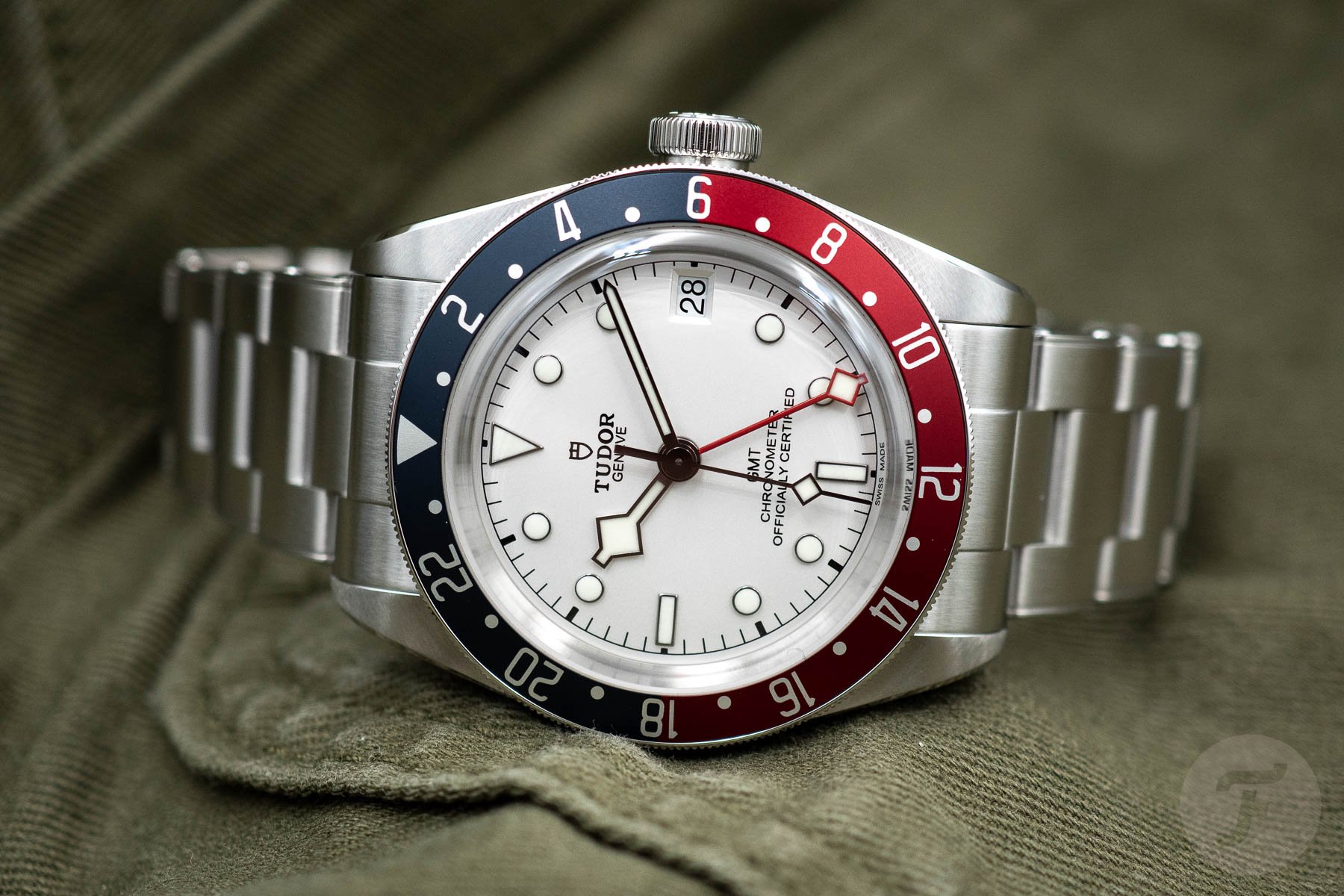 Fratello Favorites: The Best Summer Watches — RJ’s Picks From Breitling, Omega, Oris, And Tudor