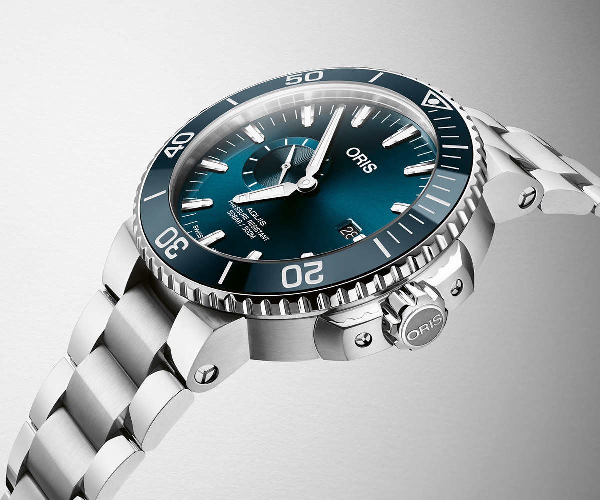 Haute News: Oris Releases The Aquis Date Small Seconds In A Sleek New Color