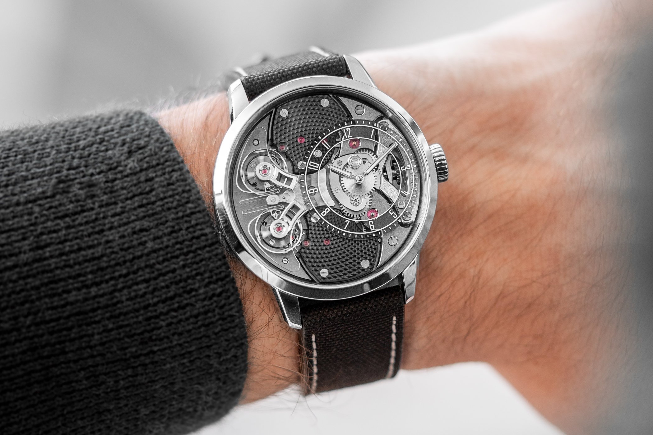 Introducing – The Armin Strom x Horomariobro Pure Resonance Ultimate Sapphire