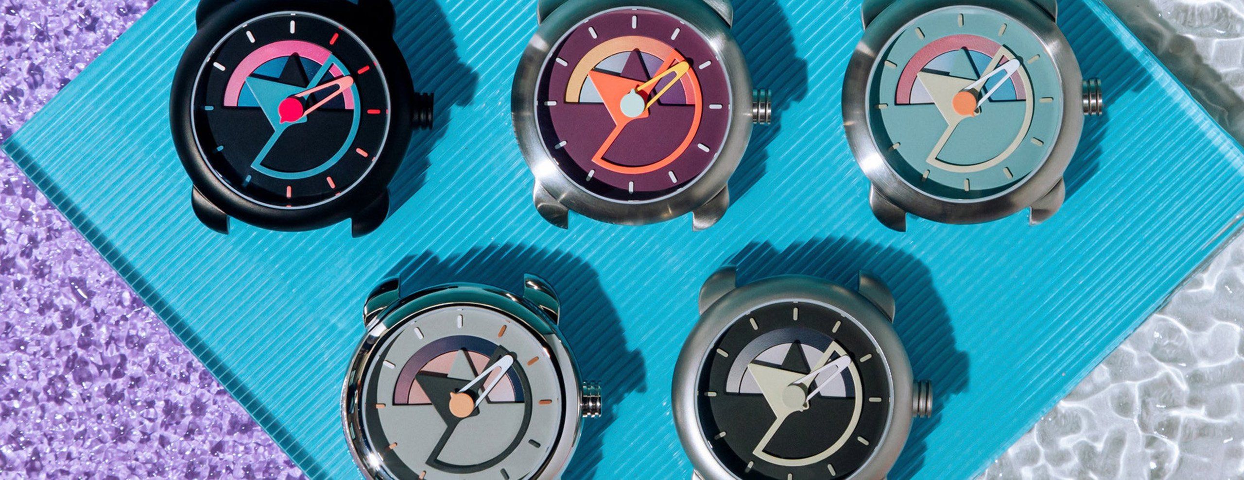 The Sō Labs Layer 2 adds a healthy dash of funky color to the dial