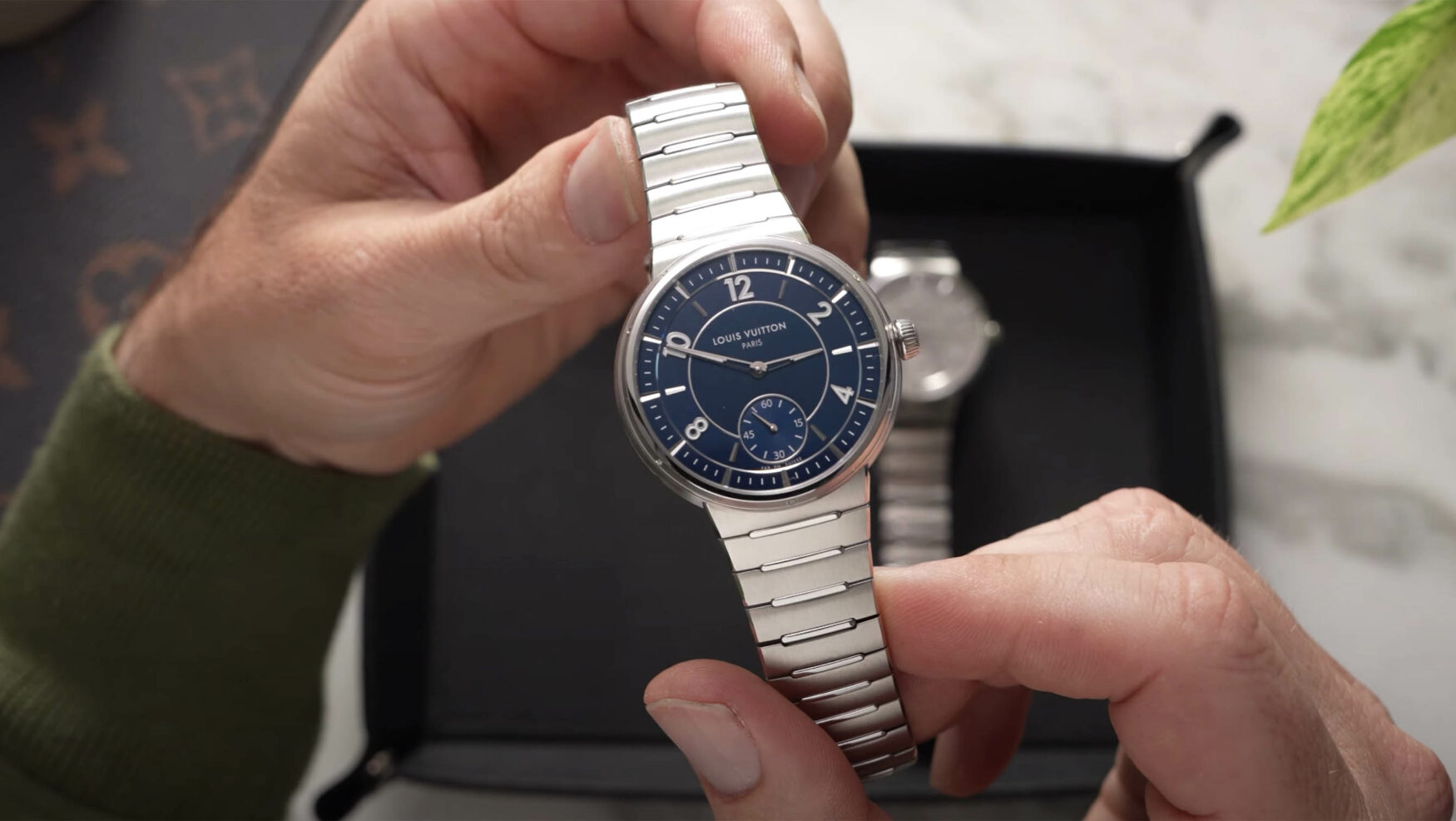 VIDEO: Louis Vuitton Tambour W