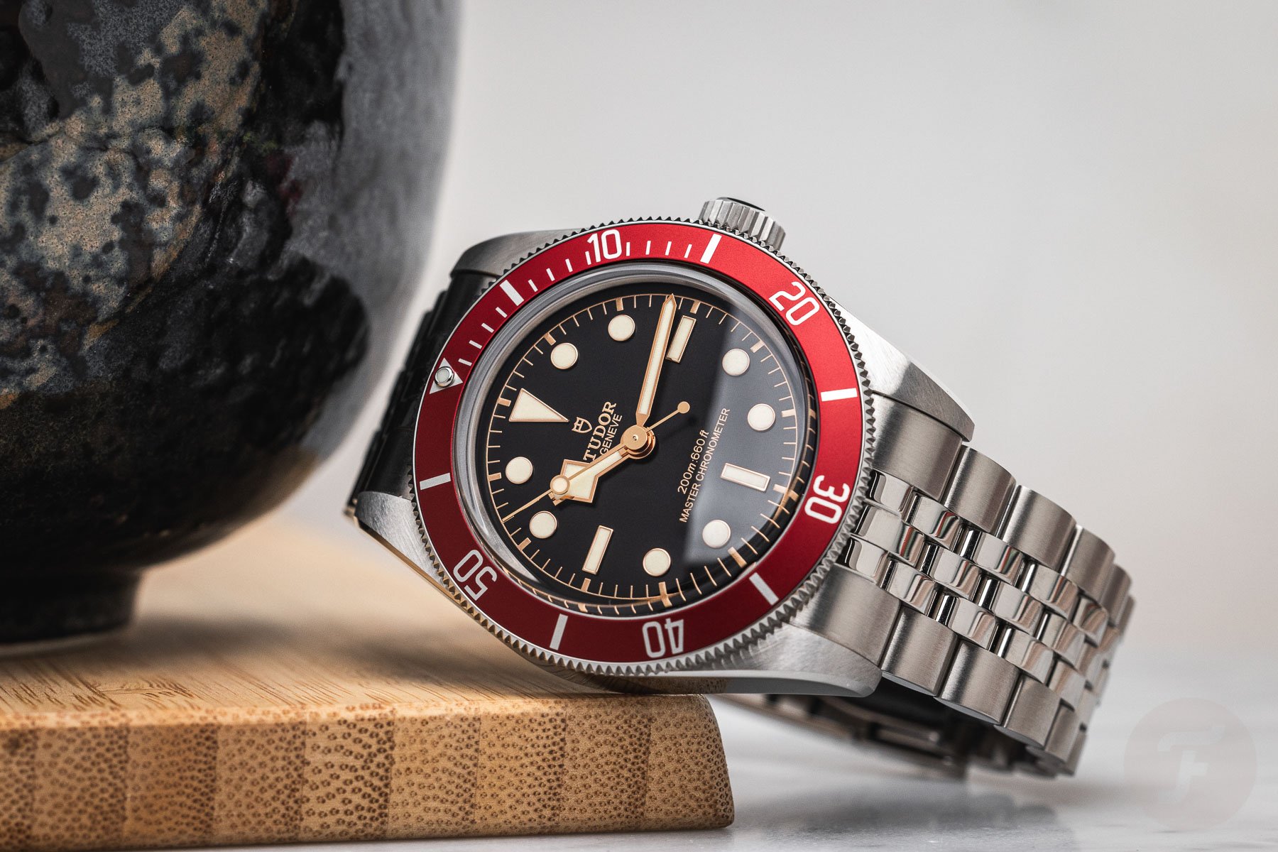 A Long-Awaited Encounter With The Updated Master Chronometer Tudor Black Bay Burgundy