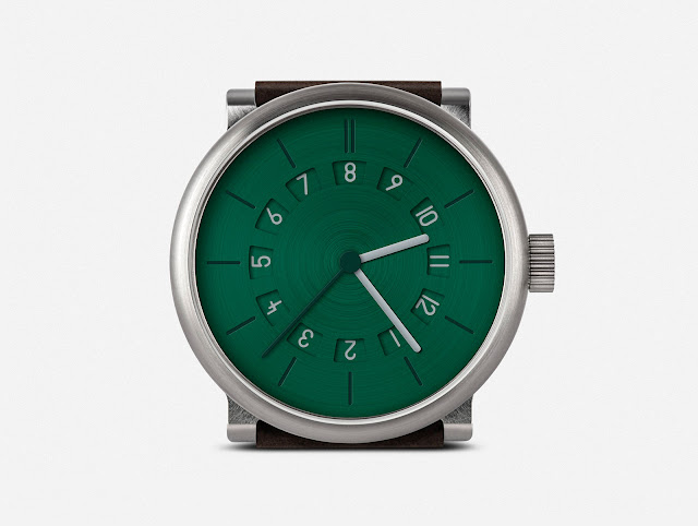 Ochs und Junior – Ochs Line Due Ore British racing green