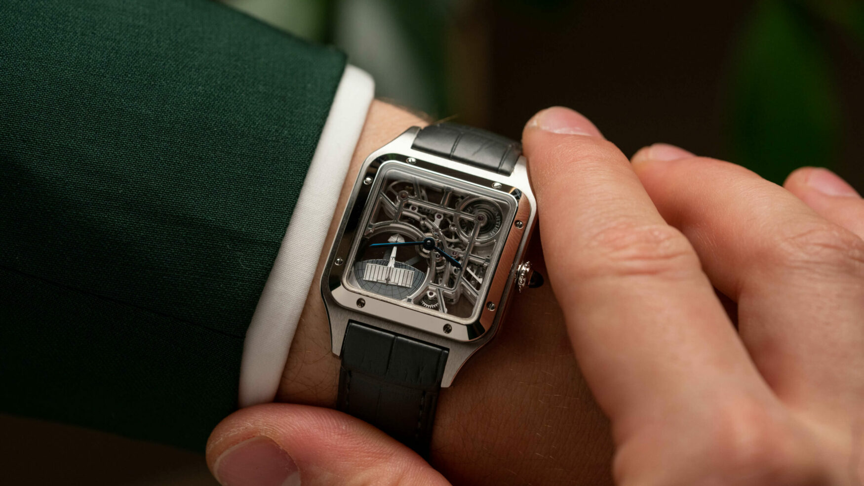 HANDS-ON: The Cartier Santos Dumont Skeleton Micro-Rotor once again proves the brand is more than just a pretty face