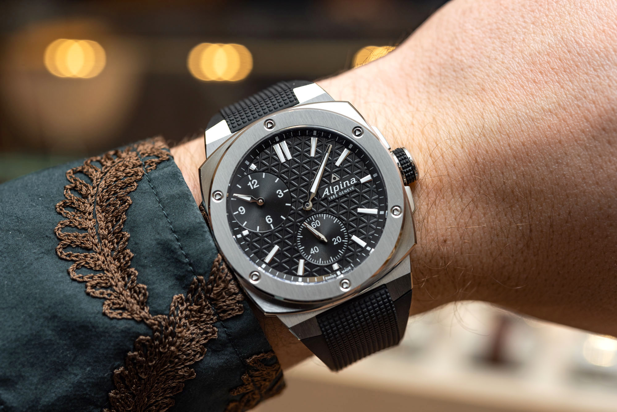 Hands-On: Alpina Alpiner Extreme Regulator Automatic Watch