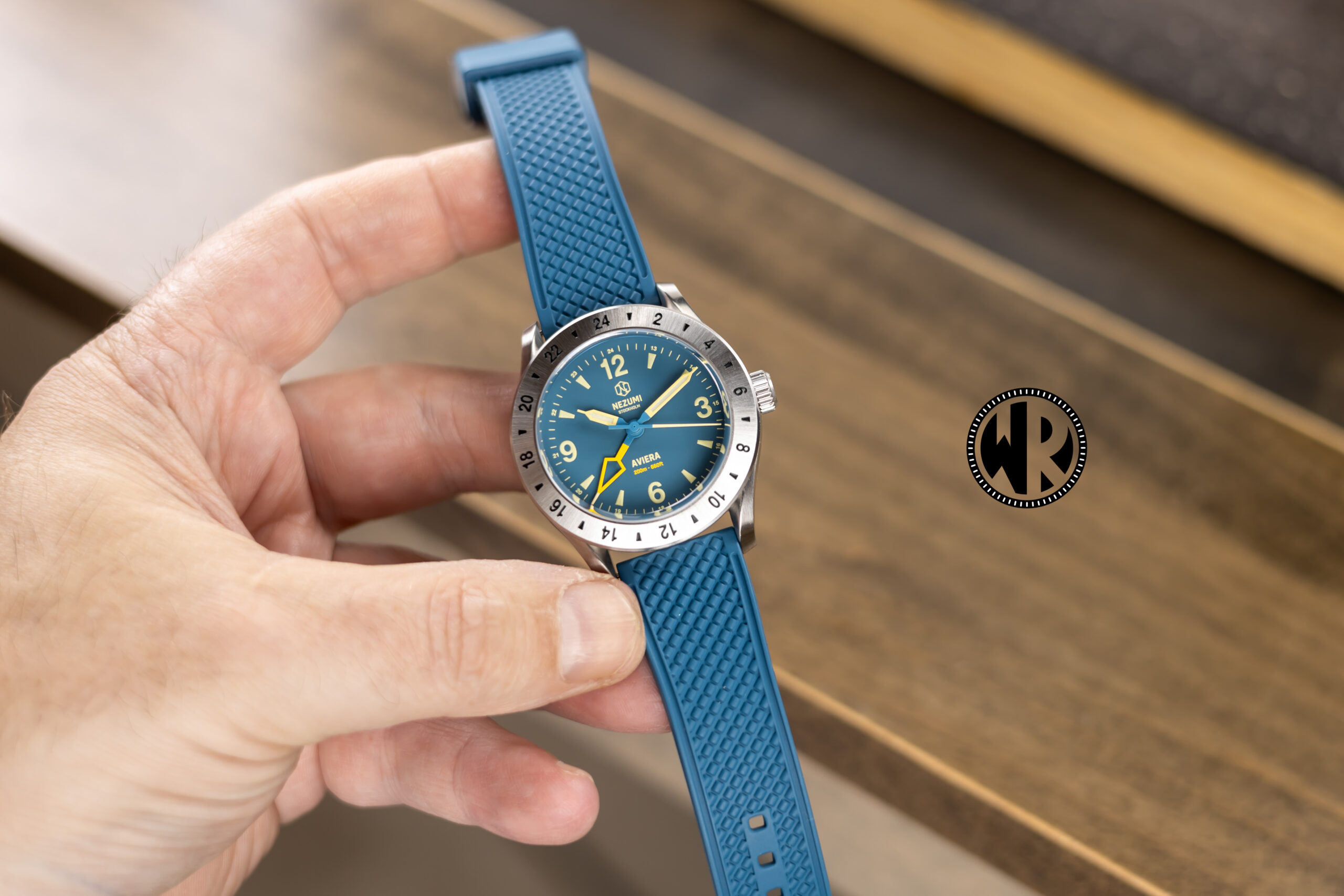 Nezumi Studios Aviera GMT Watch Review