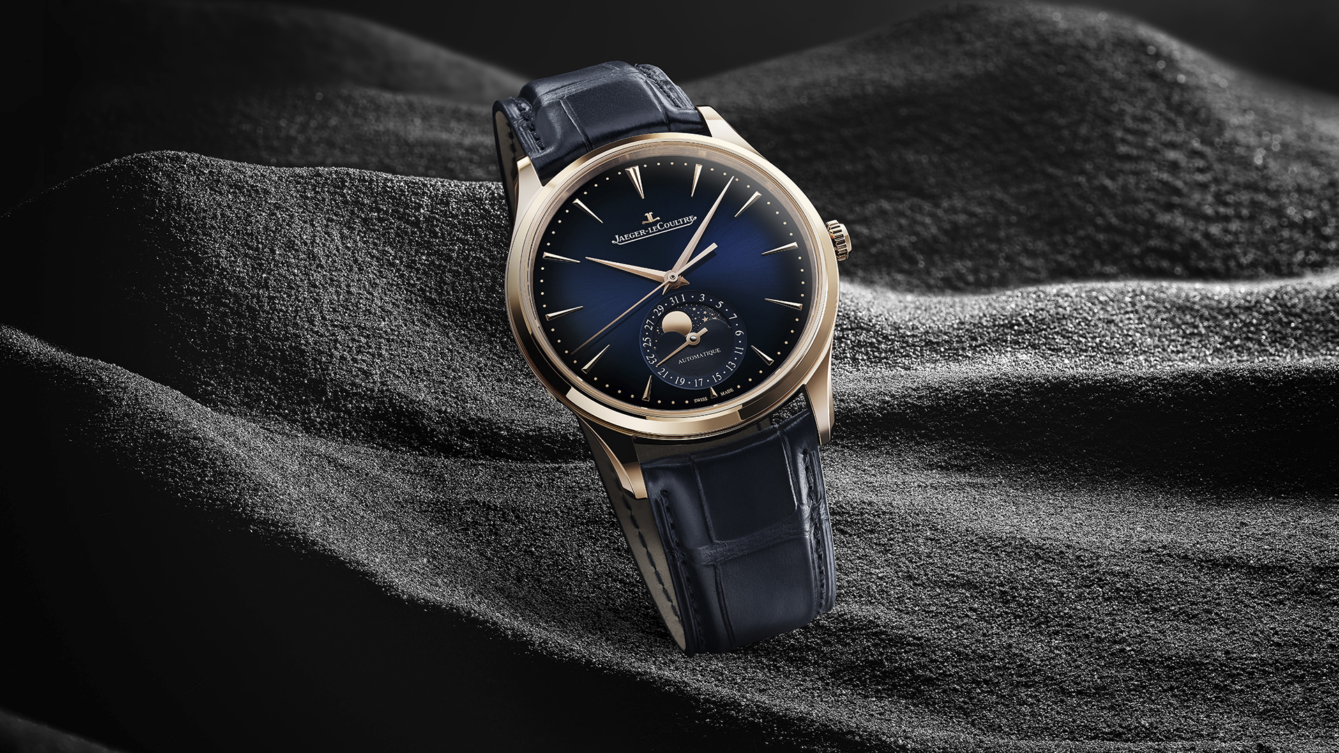 Jaeger-LeCoultre Delights with New Execution of Master Ultra Thin Moon