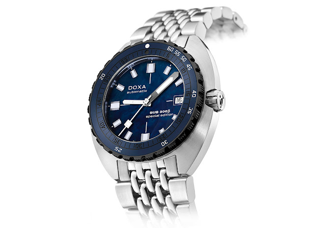 DOXA unveils the SUB 300β Seddiqi Limited Edition 2023 with mother-of-pearl dial