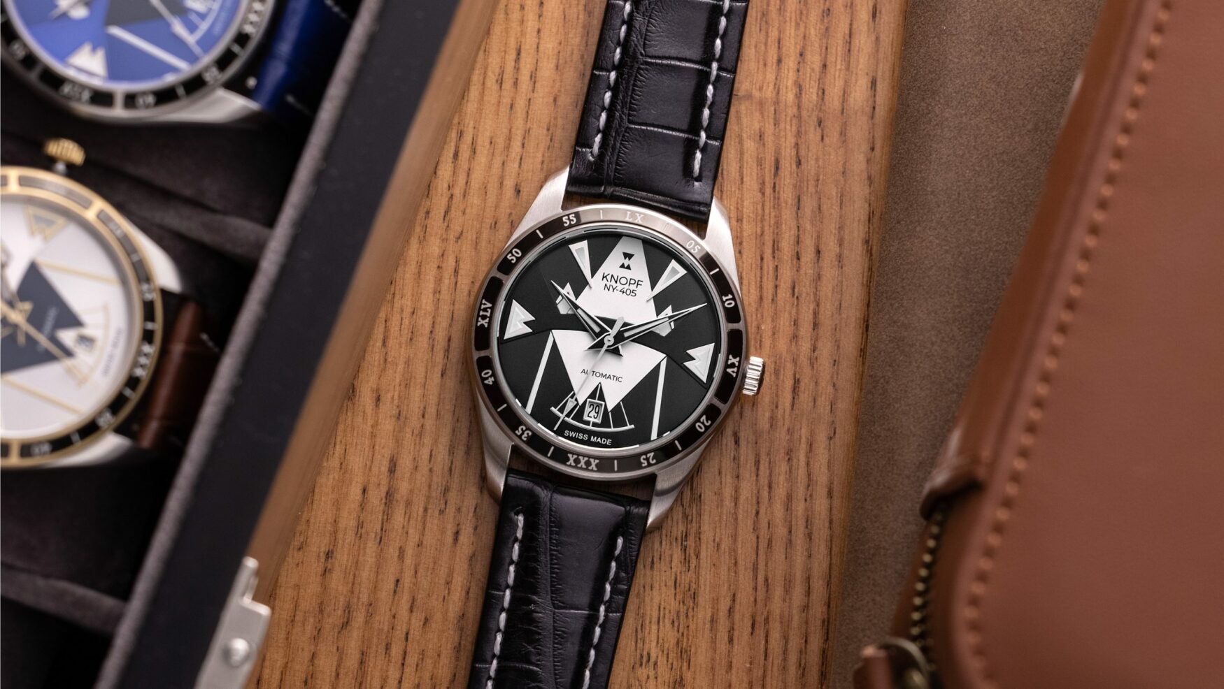 The Knopf NY-405 does Art Deco a little differently