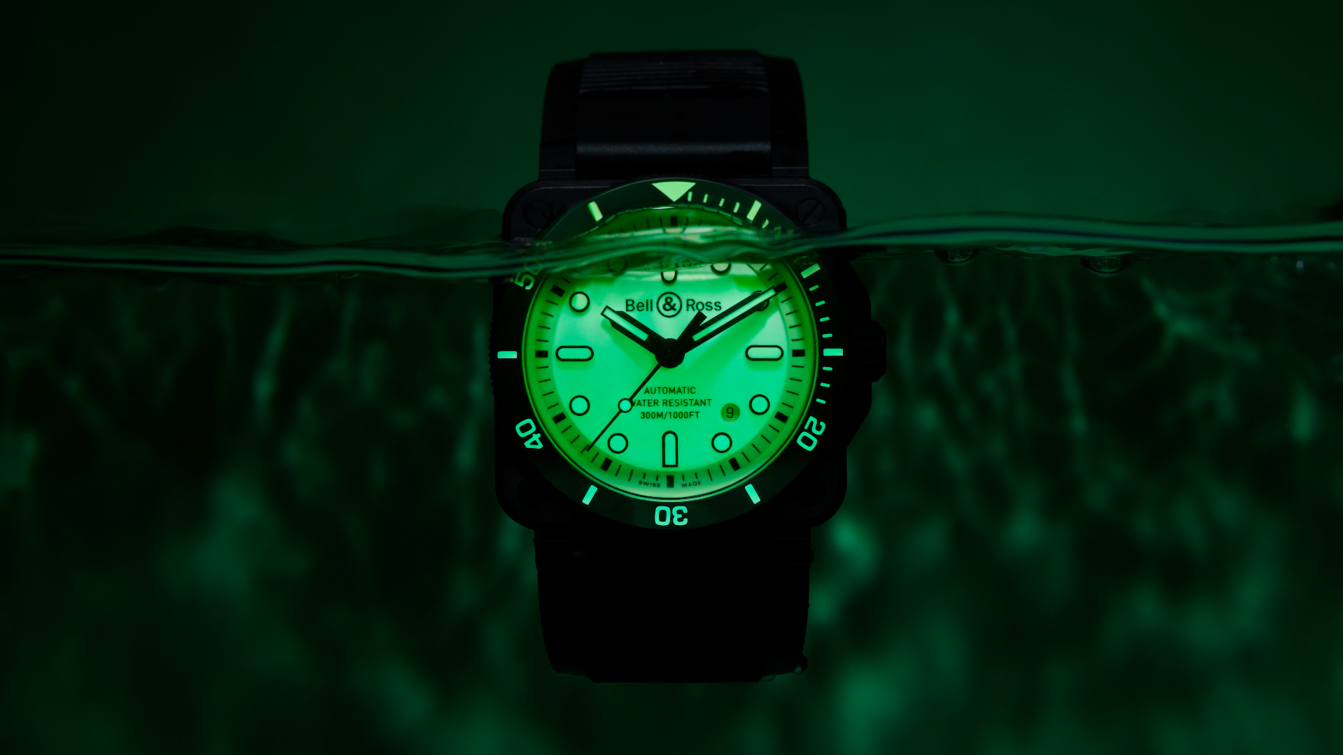 Bell & Ross introduces the BR-X5 Green Lum