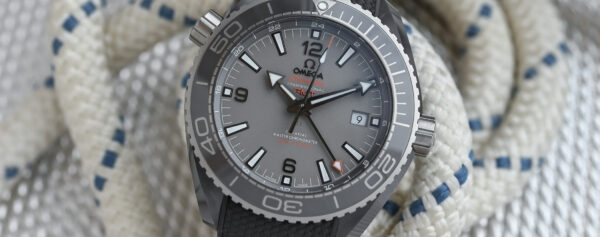 Hands-on – The Omega Seamaster Planet Ocean 600M Dark Grey GMT