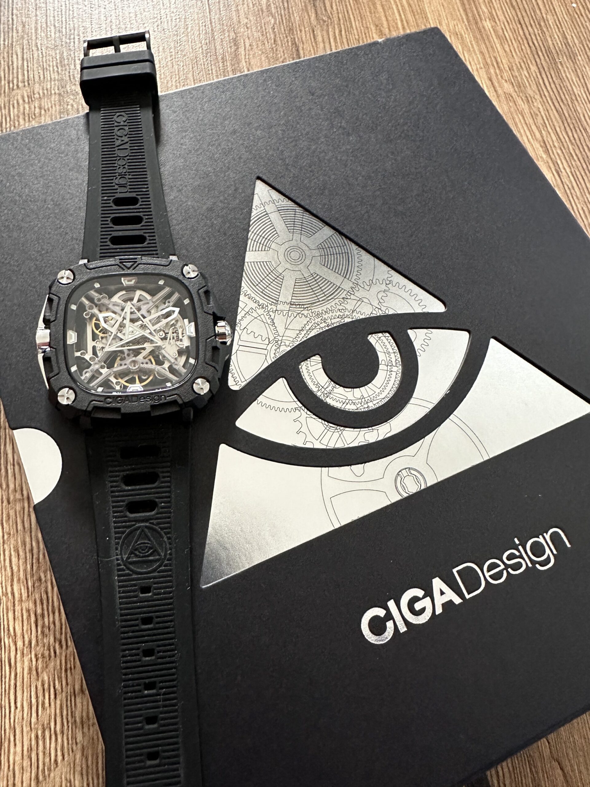 CIGA Design Makes a Statement with the Bioceramic ‘Eye of Horus’