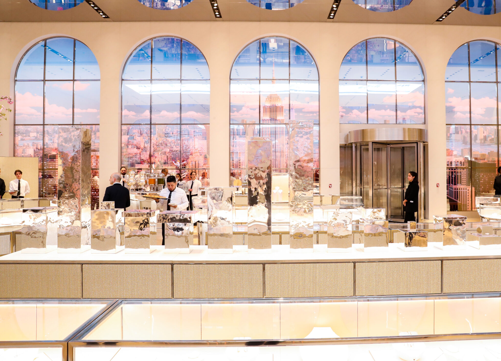CORDER’S COLUMN: In search of the World’s Greatest Showrooms