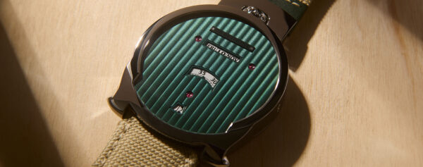 Introducing – The De Bethune DBD Evergreen Digitale