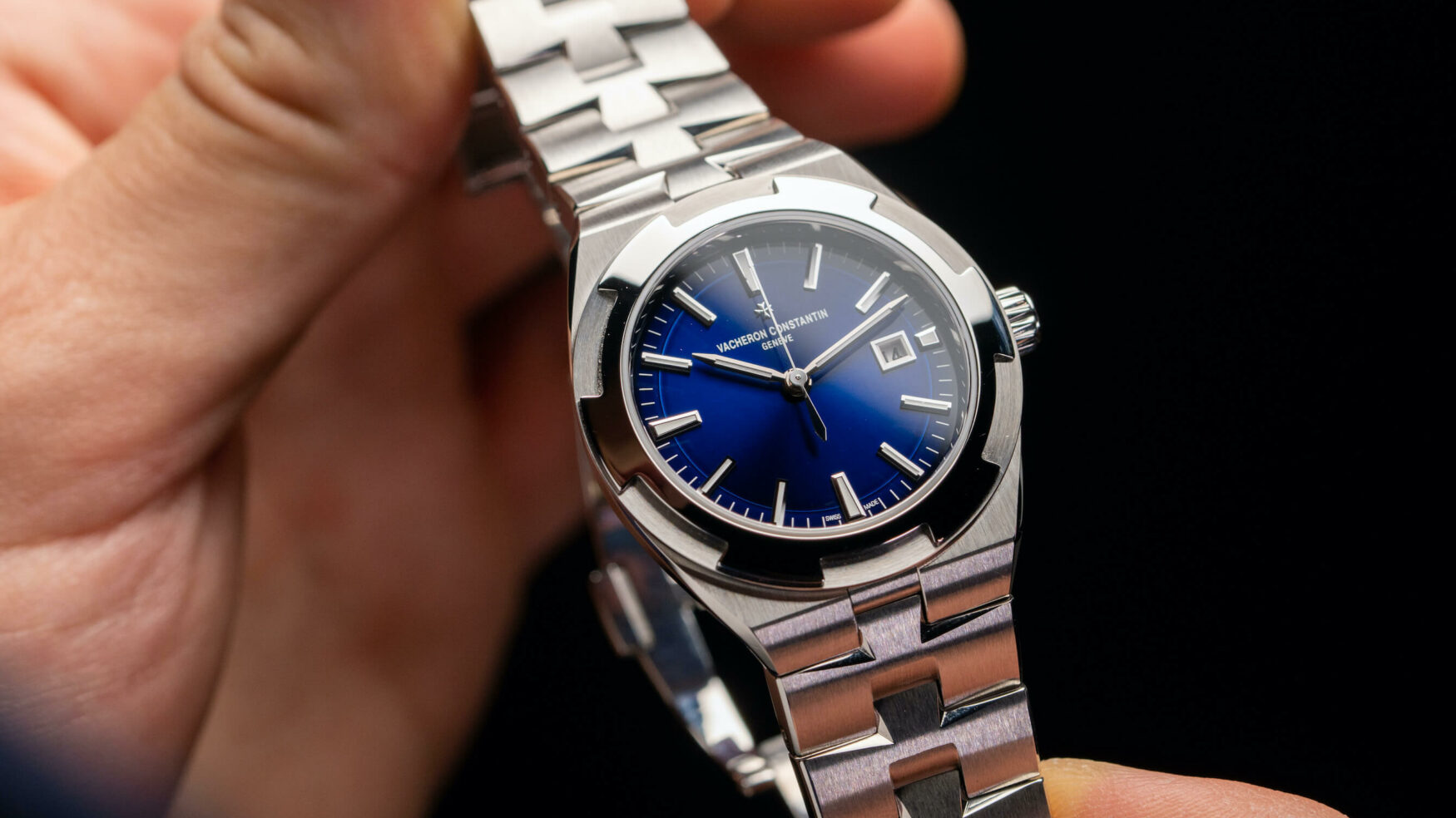 The Vacheron Constantin Overseas 35mm untweaks my tourb for this reason…