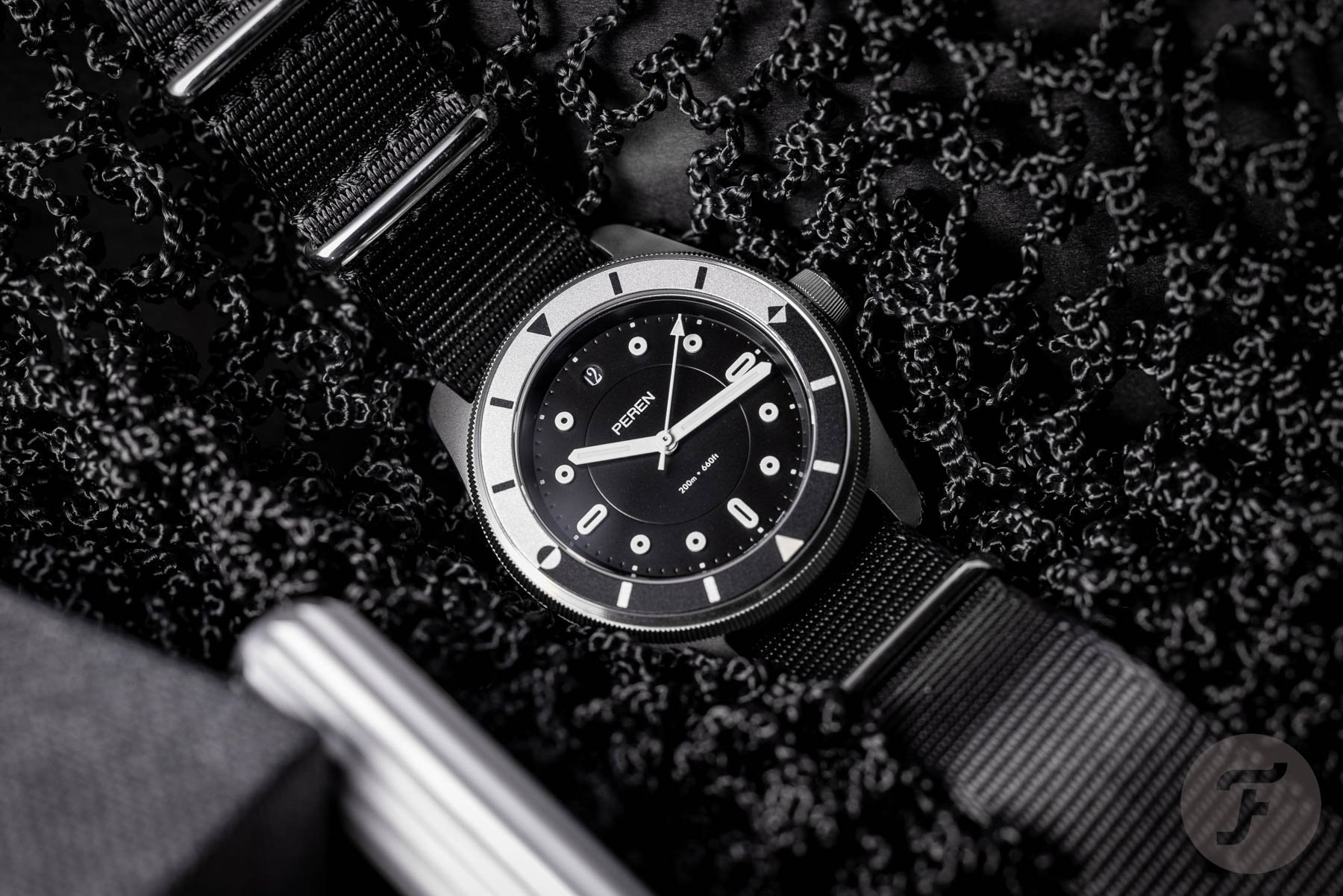Hands-On: The Minimalist Peren Regia Dive Watch