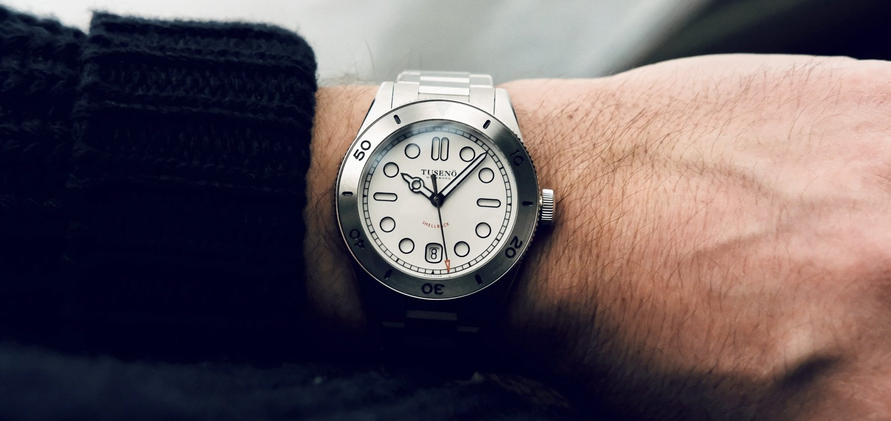 Hands-On With The Stunning Tusenö Shellback V2 Dive Watch