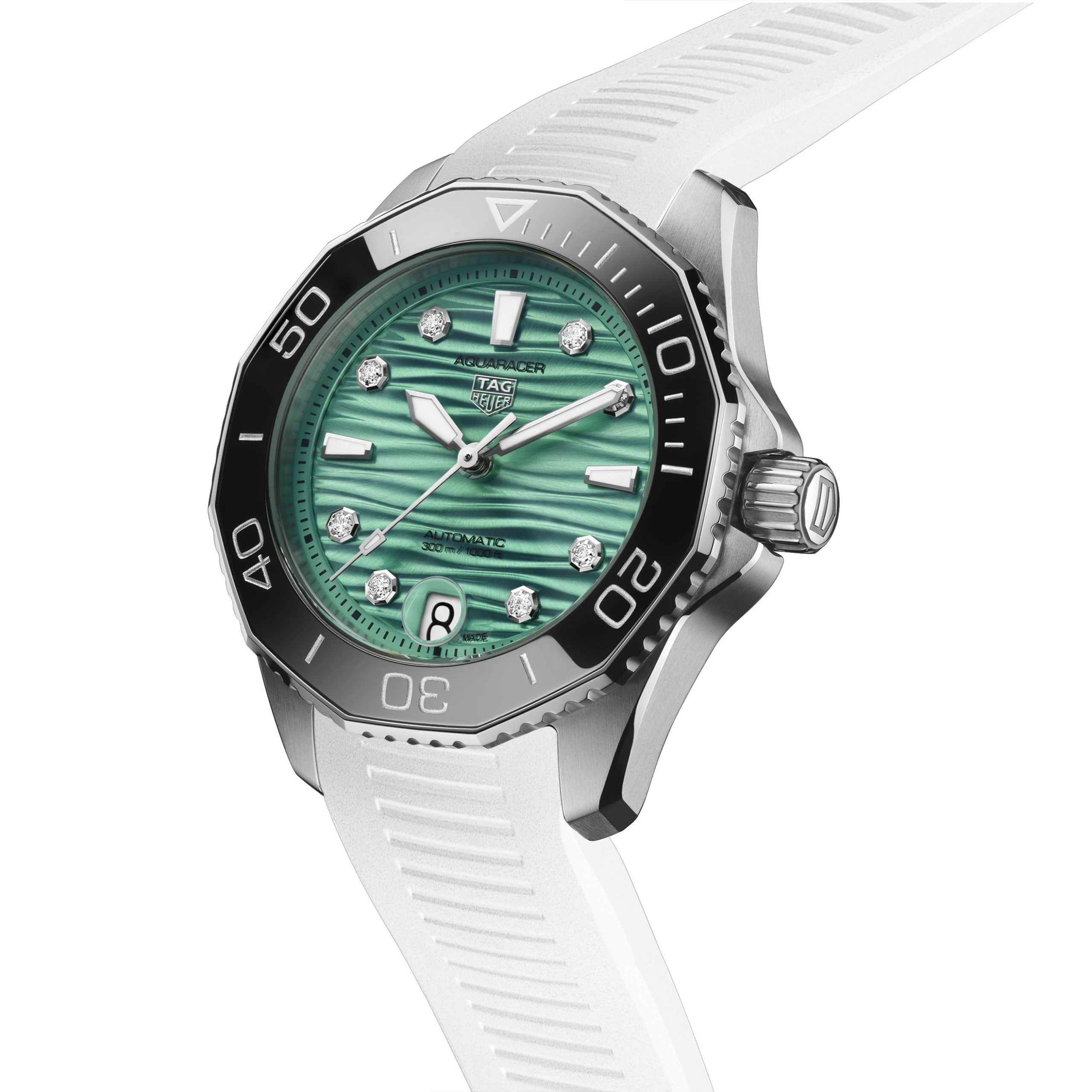 Dive with Elegance: TAG Heuer Aquaracer Professional 300