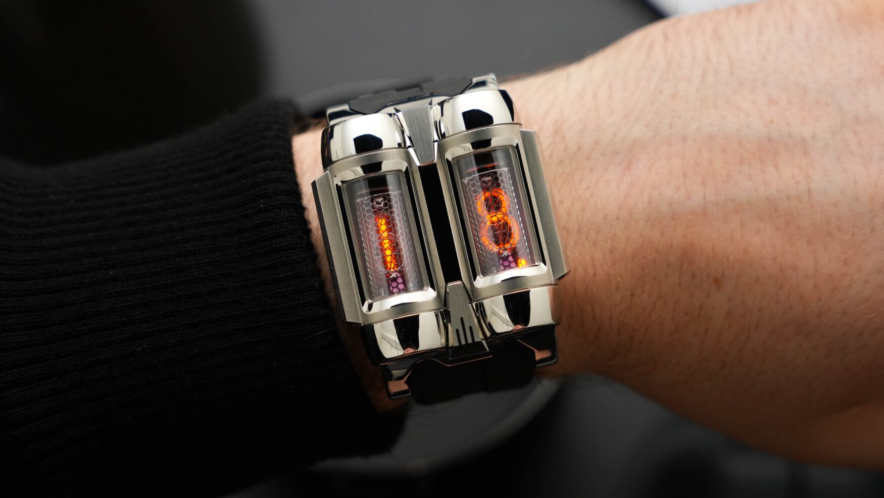 The Gelfman Nixie IN-16 is unlike anything you’ve seen before