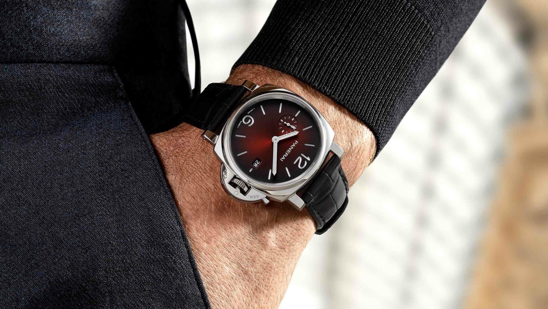 The Panerai Luminor Due PAM01424 has a perfect dial, but can we get more?
