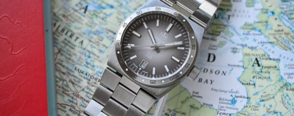 Hands-on – The Ollech & Wajs OW 8001 is an Ultra-Robust Take on the 1970s Integrated Sports Watch