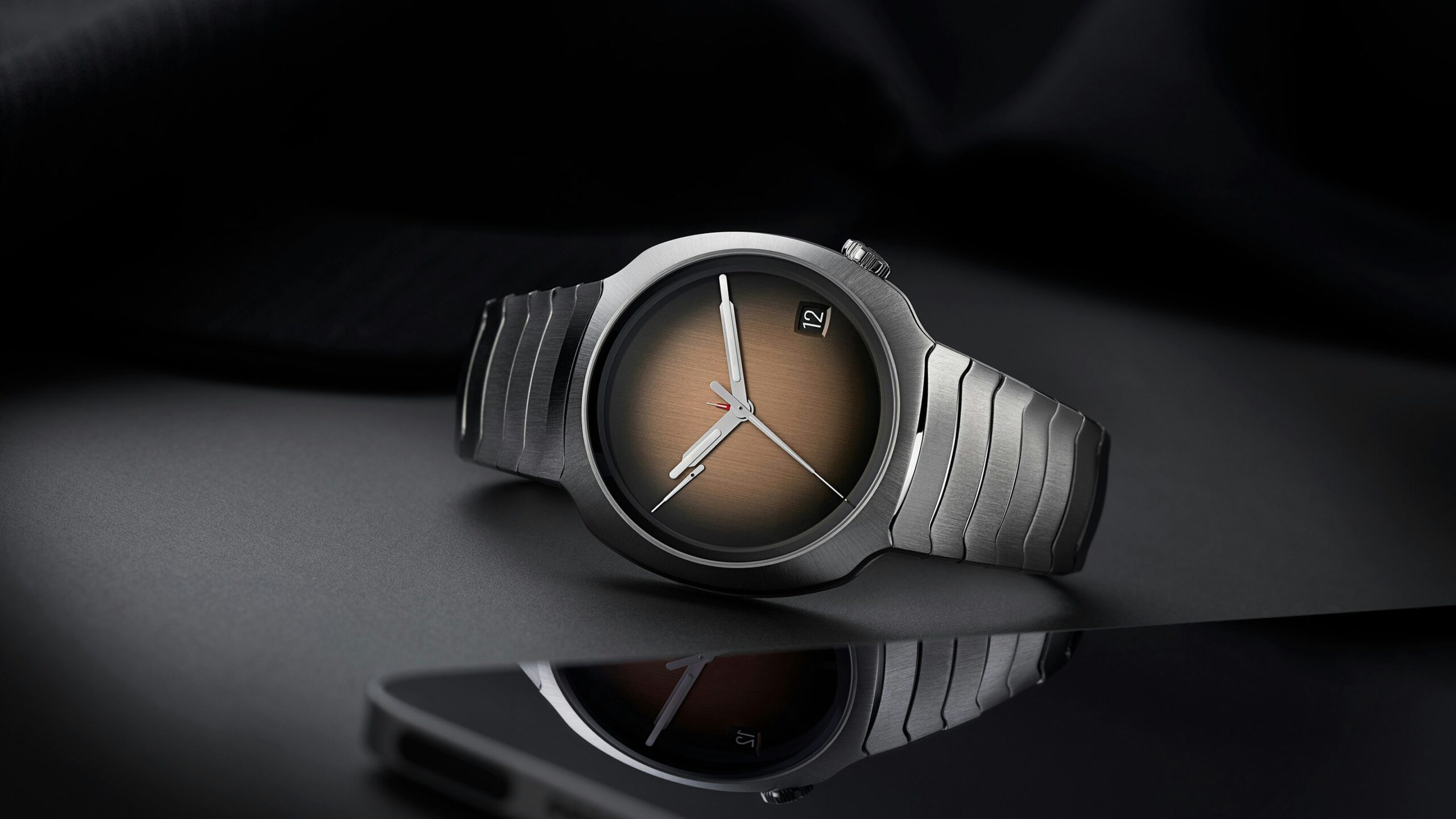Introducing: The New H. Moser & Cie. Streamliner Perpetual Calendar Is No Mess, No Logos, No Indices, Just A Great Looking Watch