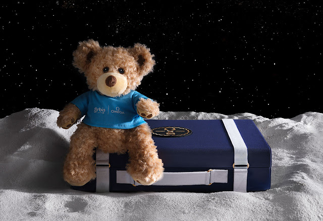 MoonSwatch Moonshine Gold charity auction raises over half a million CHF for Orbis International