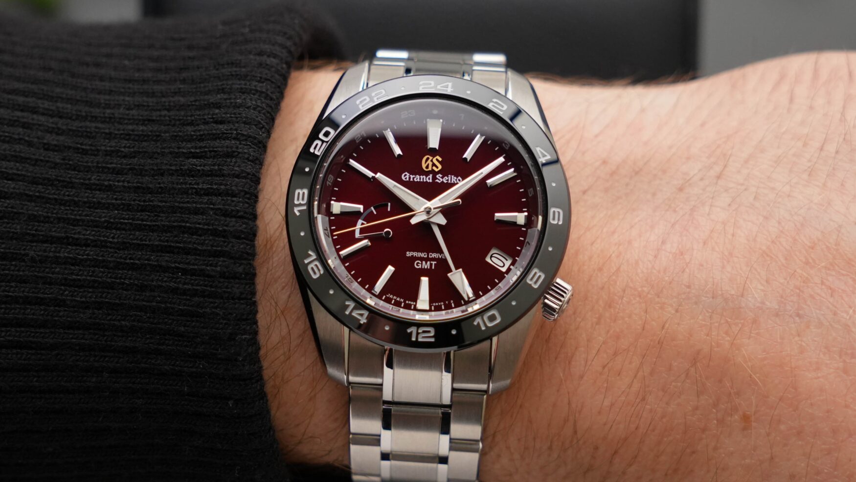 Grand Seiko celebrates a key milestone with the hot SBGE305 “Hotaka Summer”