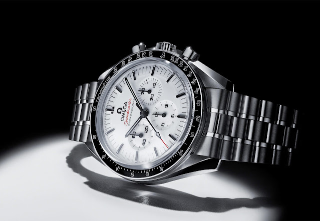 Omega Speedmaster Moonwatch with White Lacquered Dial