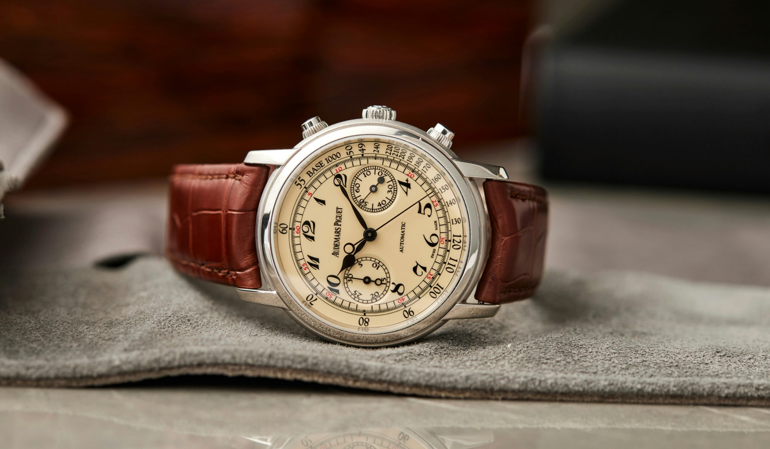 Pre-Owned Picks: A Neo-Vintage Audemars Piguet, A Limited Edition Breitling Navitimer Rattrapante, And A Late ’80s Rolex Sea-Dweller