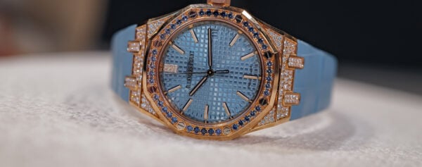 First Look – The Scintillating Presence of the New Audemars Piguet Royal Oak Selfwinding 37mm