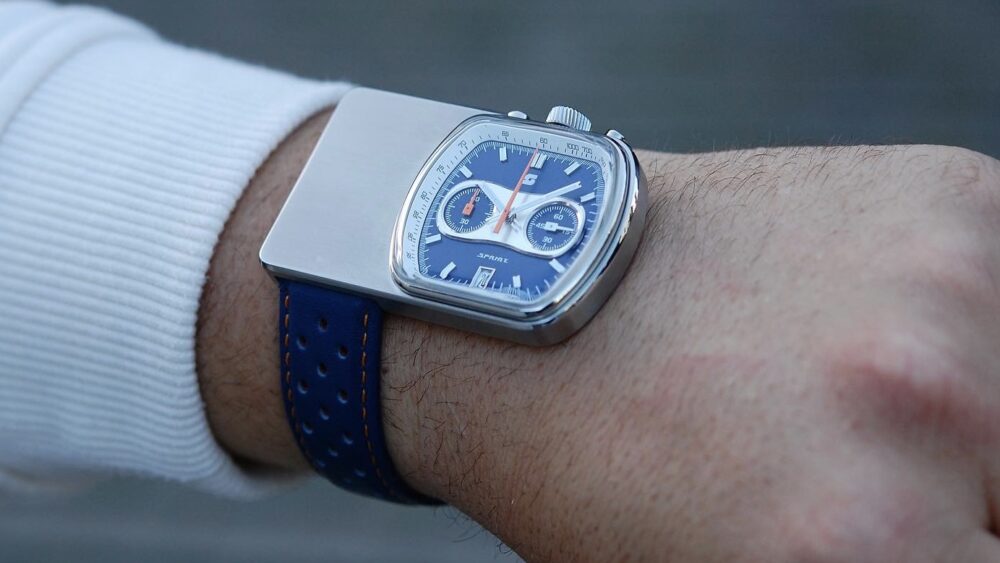 Straton Watch Company brings back the 1970s Cuffbuster chronograph