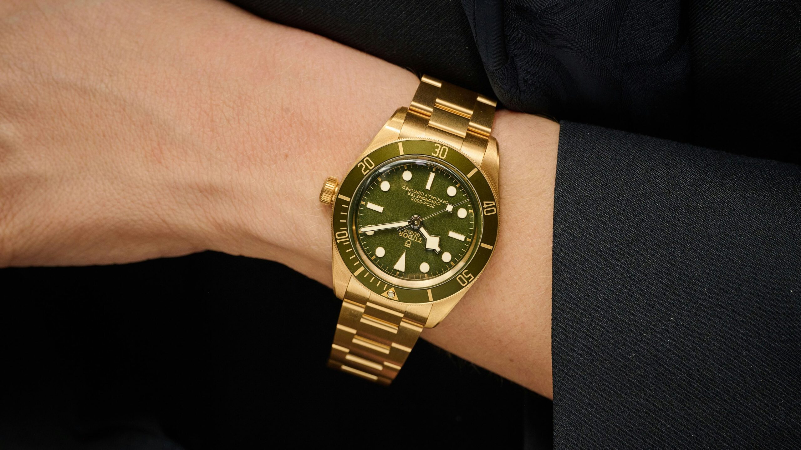 Hands-On: The 18k Gold Tudor Black Bay Fifty-Eight On Bracelet Is (Almost) The Precious Metal Tool Watch I Have Been Asking For