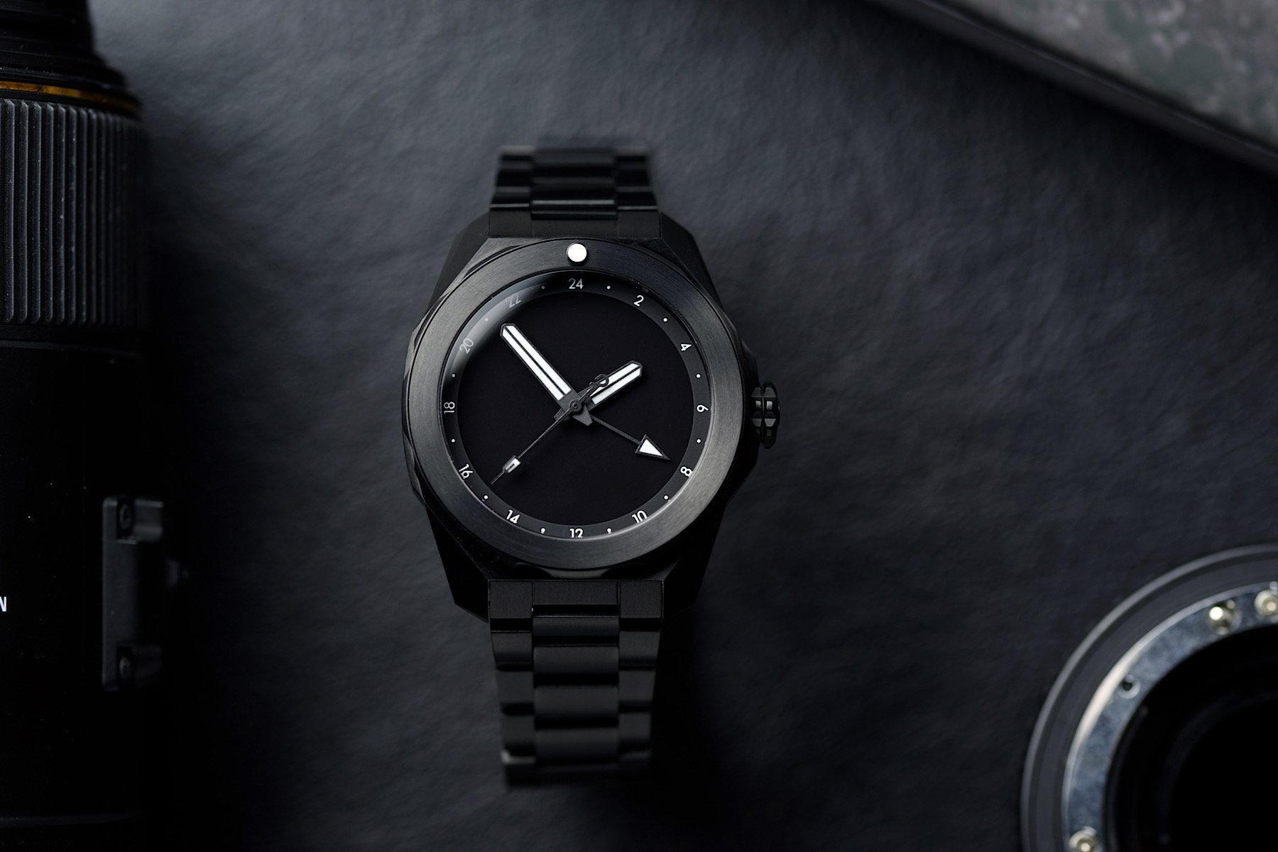 Hands-On With The Boldr Odyssey Black Dragonfish