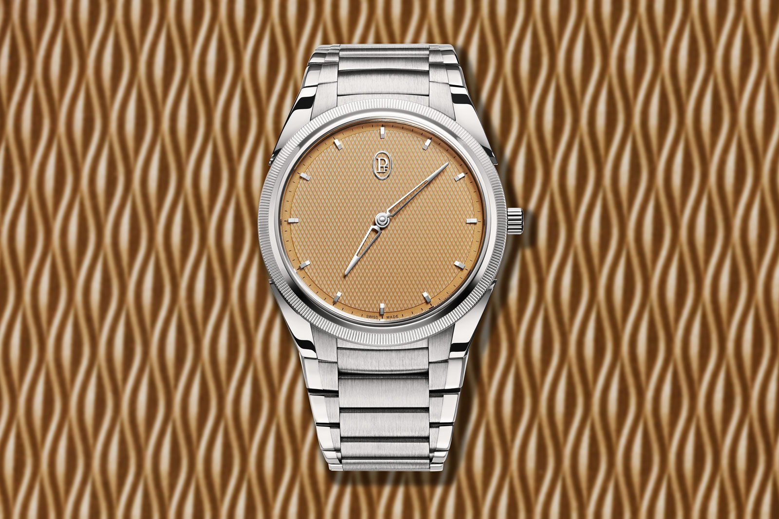 The Parmigiani Tonda PF Does Away with the Date