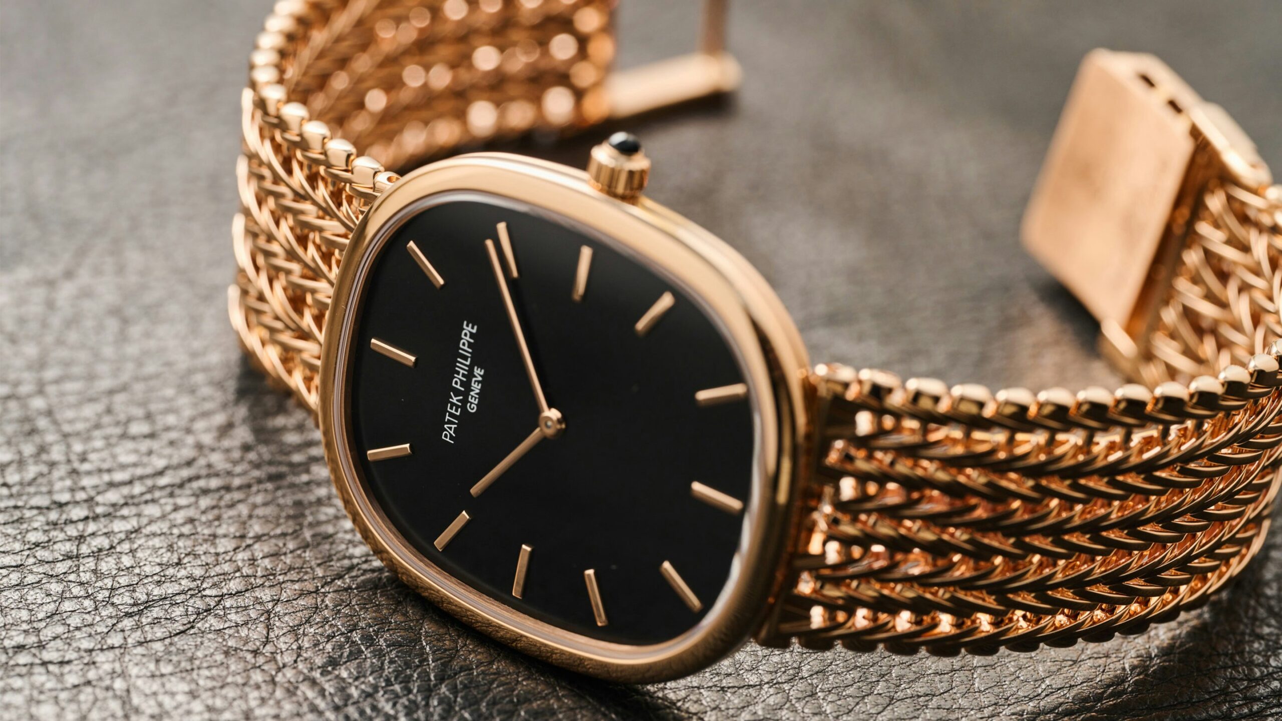 Hands-On: The Patek Philippe Ellipse Is Once Again On A Bracelet