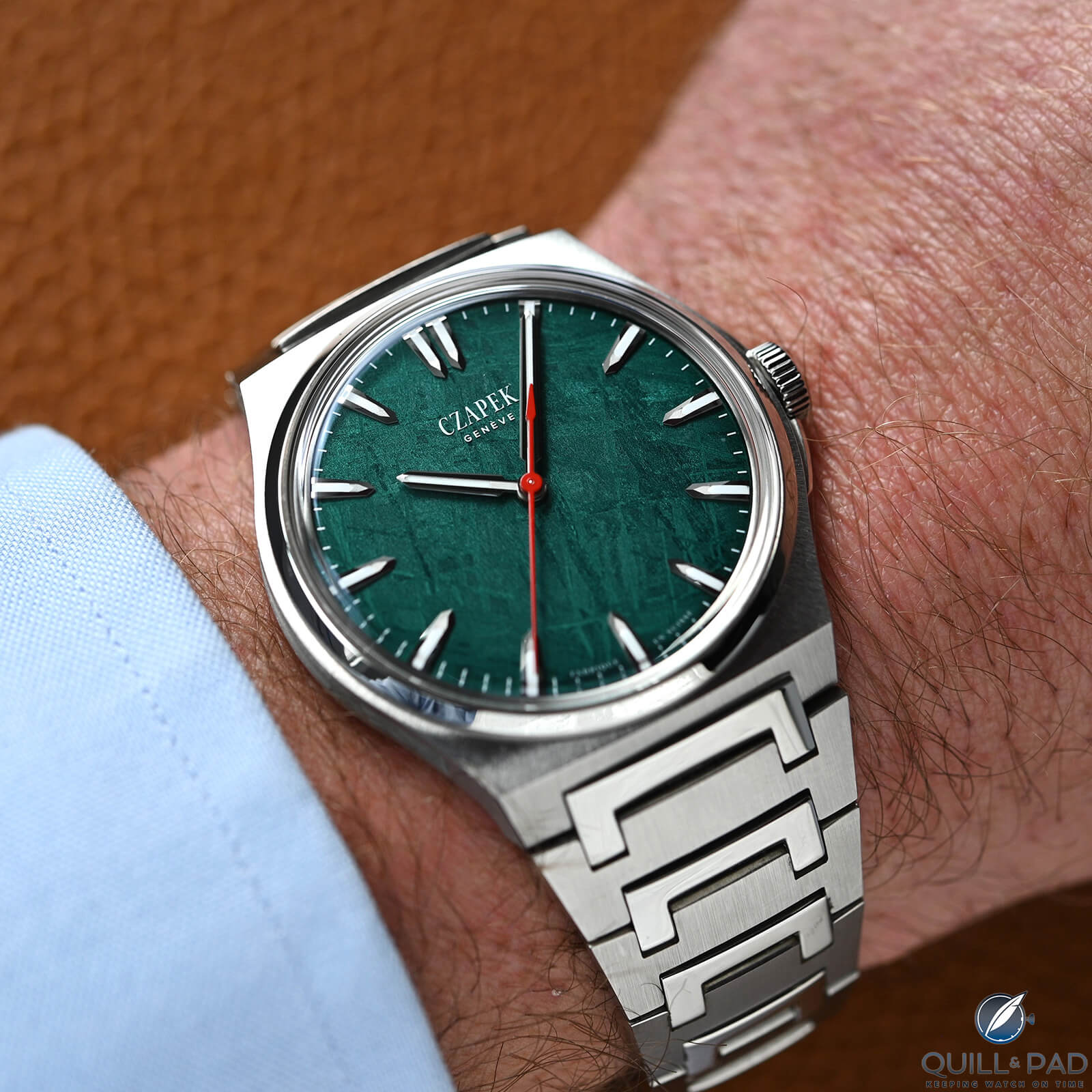 Czapek Antarctique Green Meteor: Cosmos to the Wrist