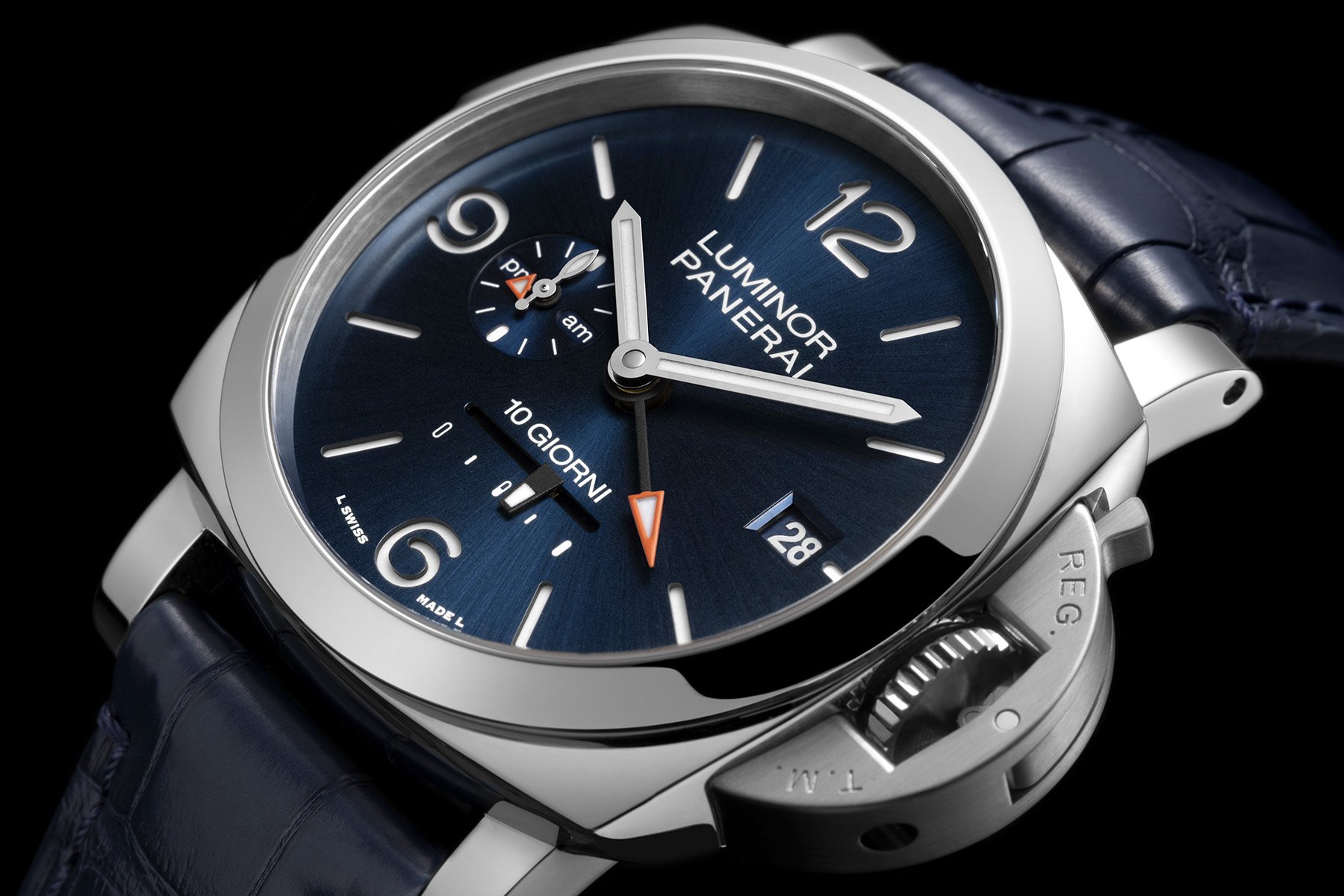 Introducing: Panerai’s New Luminor Dieci Giorni GMT PAM01482