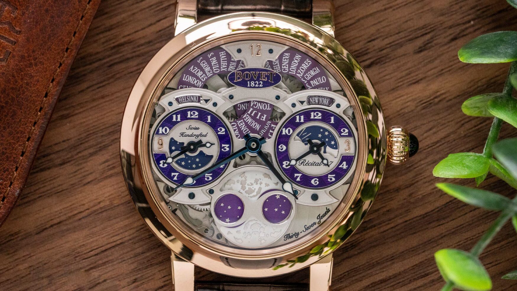 Is the Bovet Dimier Récital 27 a world timer, GMT, or better than either?