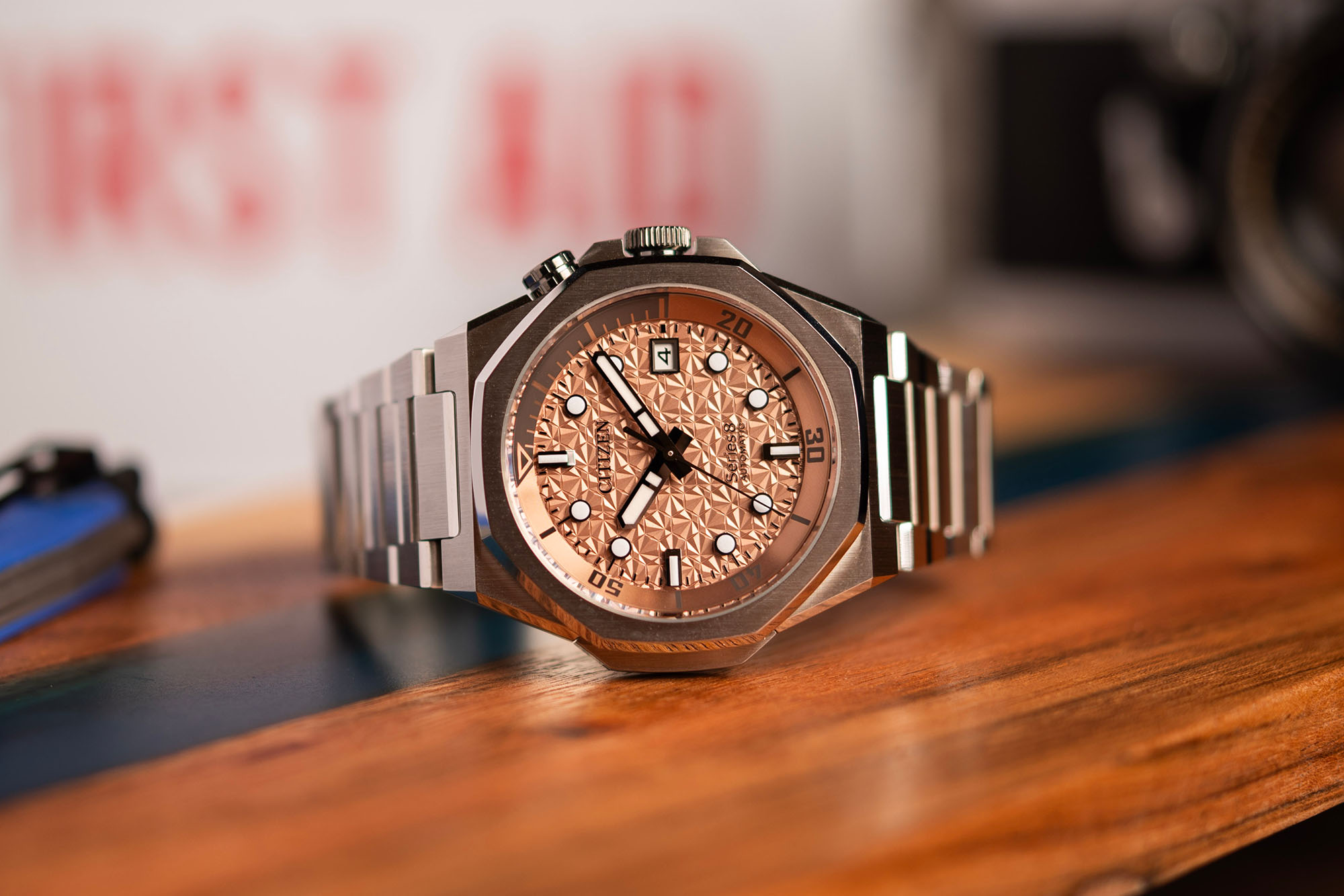 Just A Minute With The Citizen Series8 890