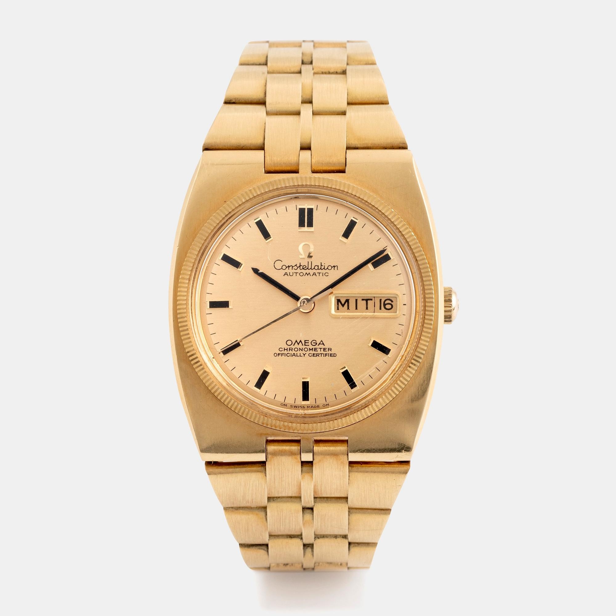 Pre-Owned Spotlight: Finding A Solid Gold Sports Watch Under €10K — Featuring Omega, Bvlgari, And IWC