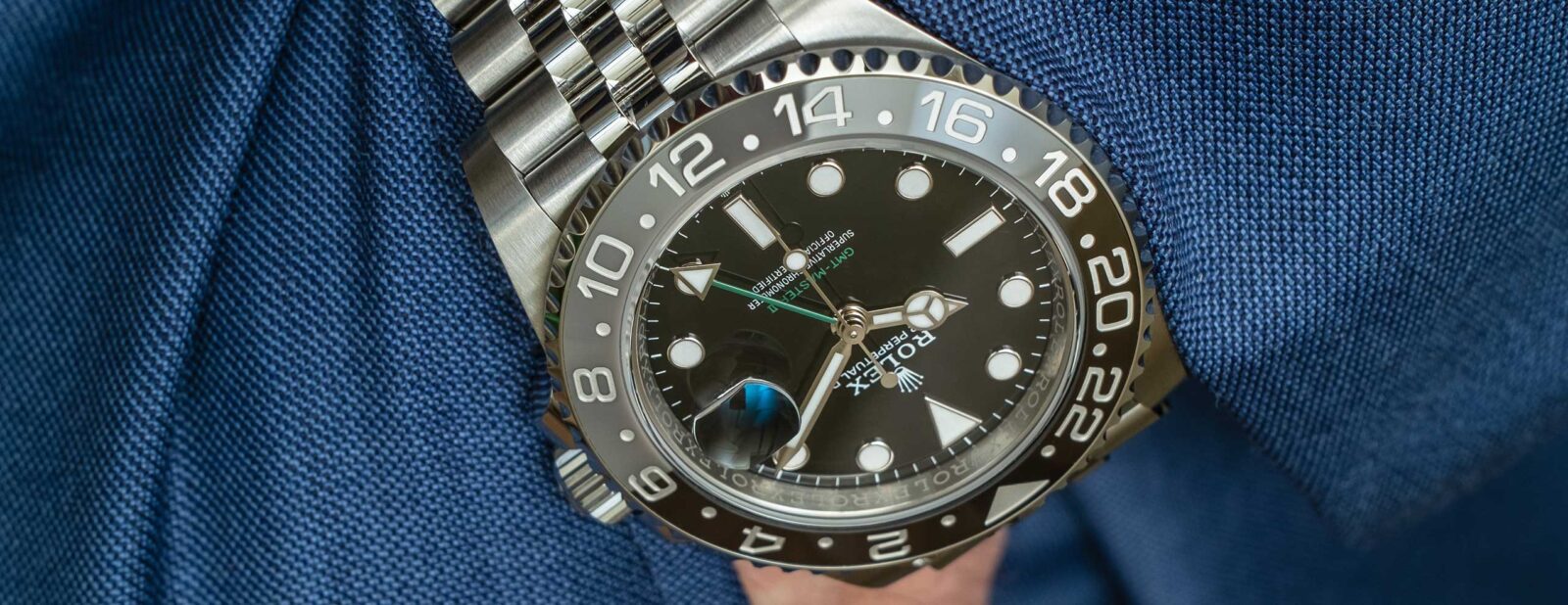 A Closer Look: The Rolex GMT-Master II 12670GRNR — The Return of the Subtle GMT