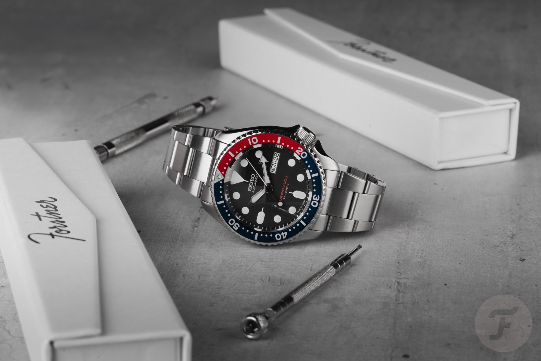 Upgrade Or Switch Styles With The Forstner Model J And Model O For The Seiko SKX