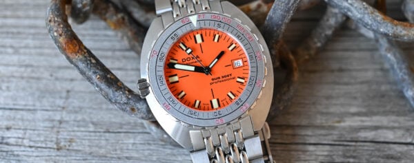 First Look – The Doxa SUB 300T Aristera, The Lefty Version of the Classic Orange Diver