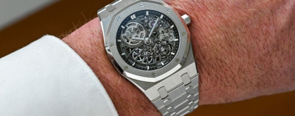 Hands-on – Revisiting the Audemars Piguet Royal Oak “Jumbo” Extra-Thin Openworked in White Gold