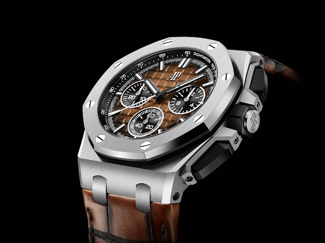Audemars Piguet debuts the new Royal Oak Offshore Selfwinding Chronograph 43 mm 26420ST